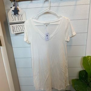 American Eagle distressed vneck T-shirt dress